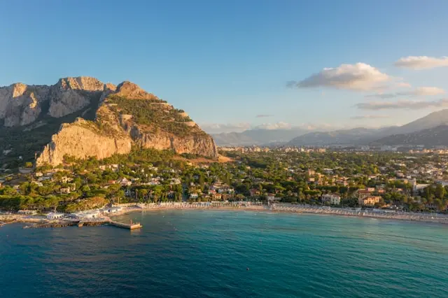 Mondello vista dall'alto