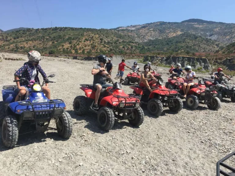 Tour in quad sull’Etna dalle Gole dell’Alcantara fino a 1.850 metri